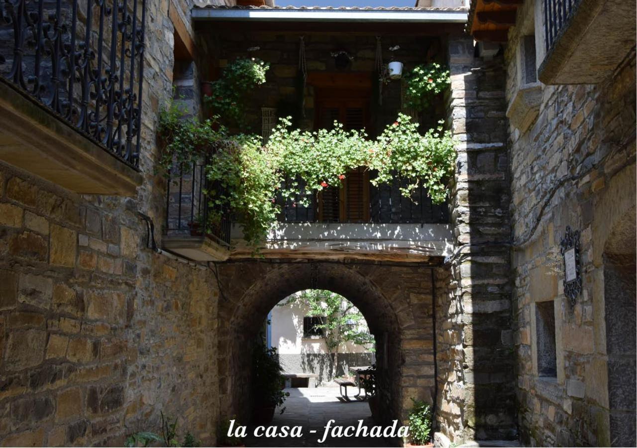 Casa Dueso Hotel El Pueyo de Araguás Exterior photo